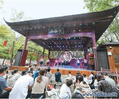 何为疯狂见解 屈原《九歌》中的诗意探索
